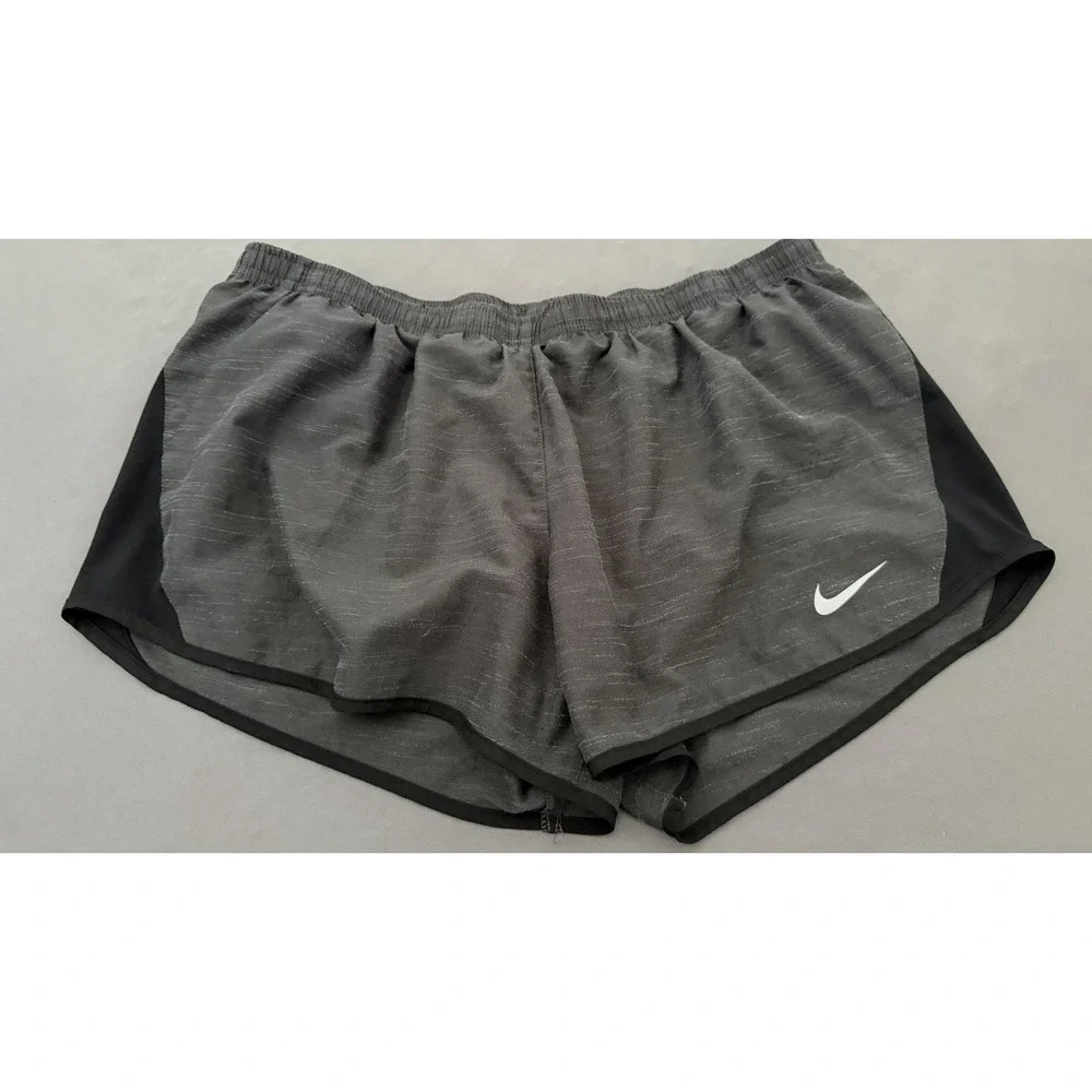 Nike Dri-FIT Running Shorts Womens Size XL Gray Athletic Lined Drawstring Waist